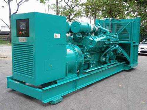 深泽如何选择适合 100KW 发电机的电缆长度?