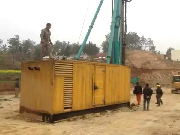 深泽如何判断水冷式机油散热器密封件是否需要更换？